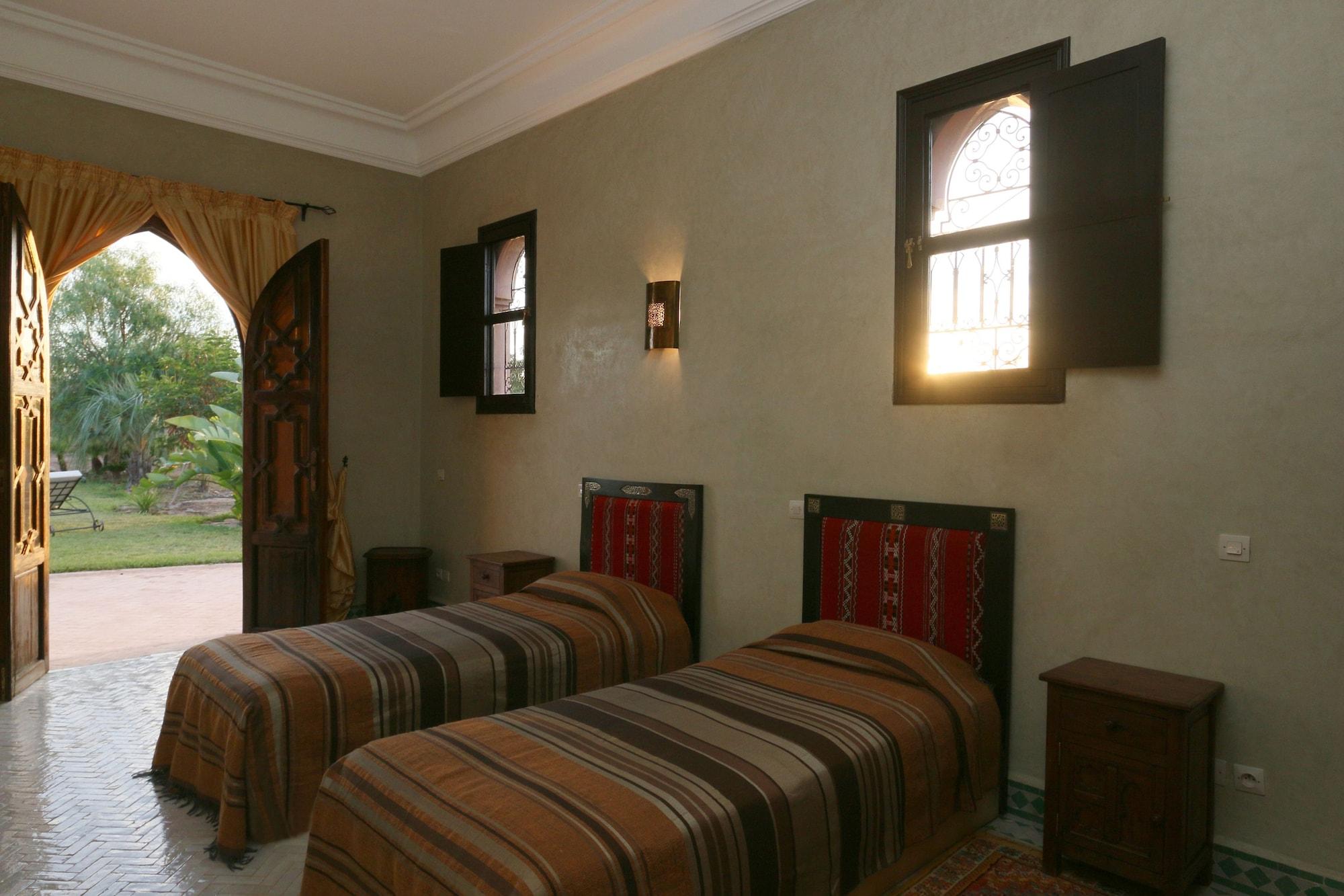 Terra Mia Marrakech Bed & Breakfast Ouled Jelal Exterior photo
